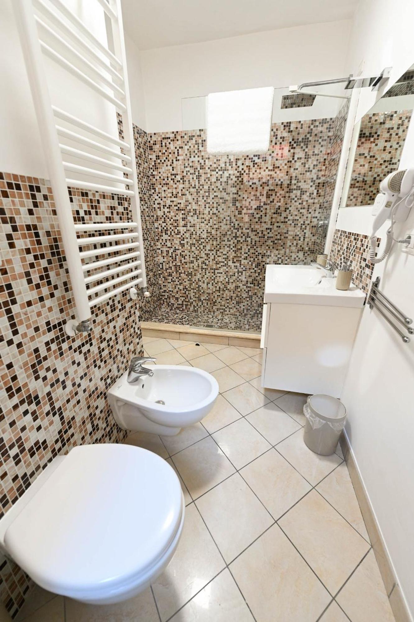 Staylux Rome Bagian luar foto
