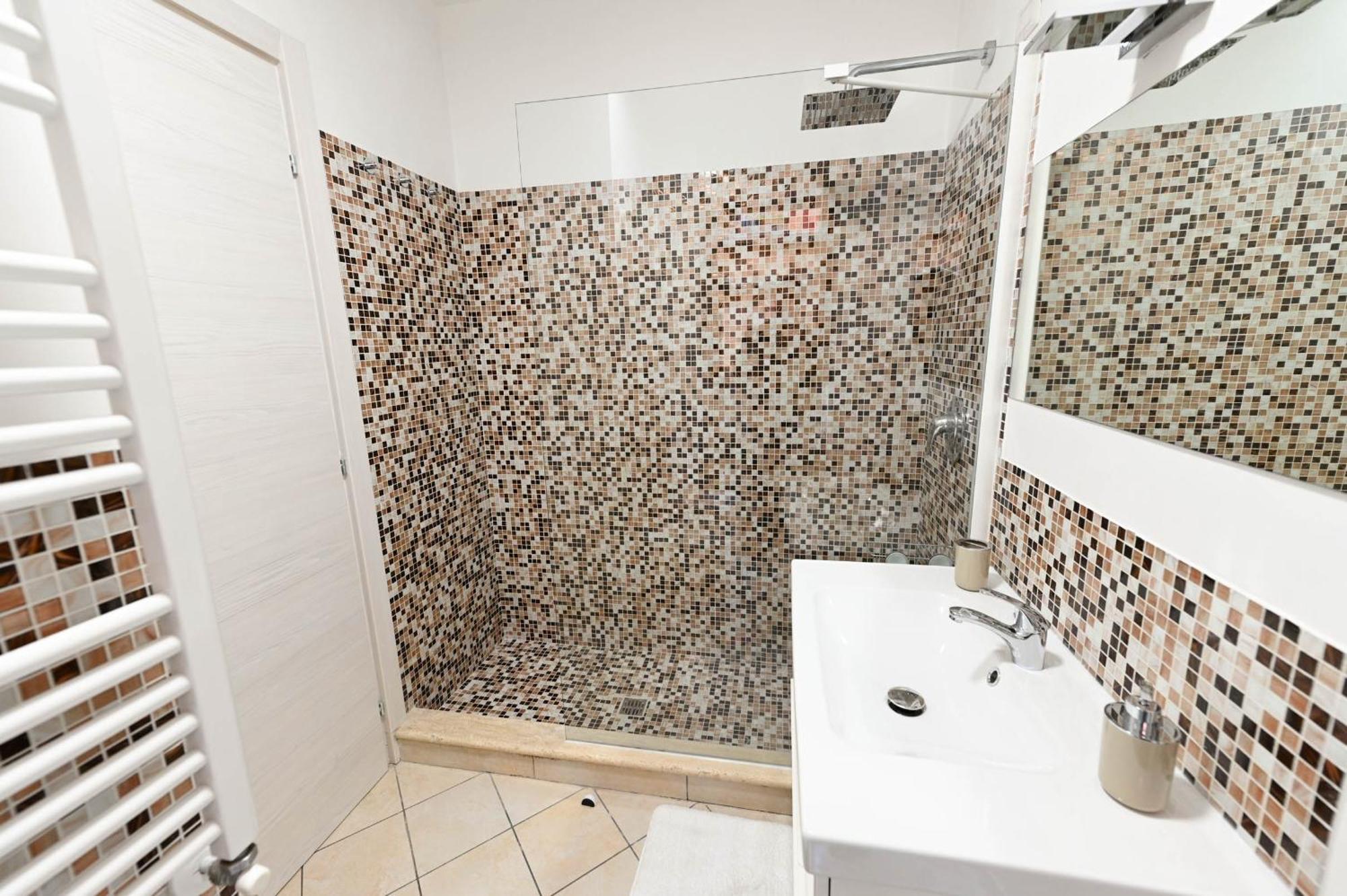 Staylux Rome Bagian luar foto